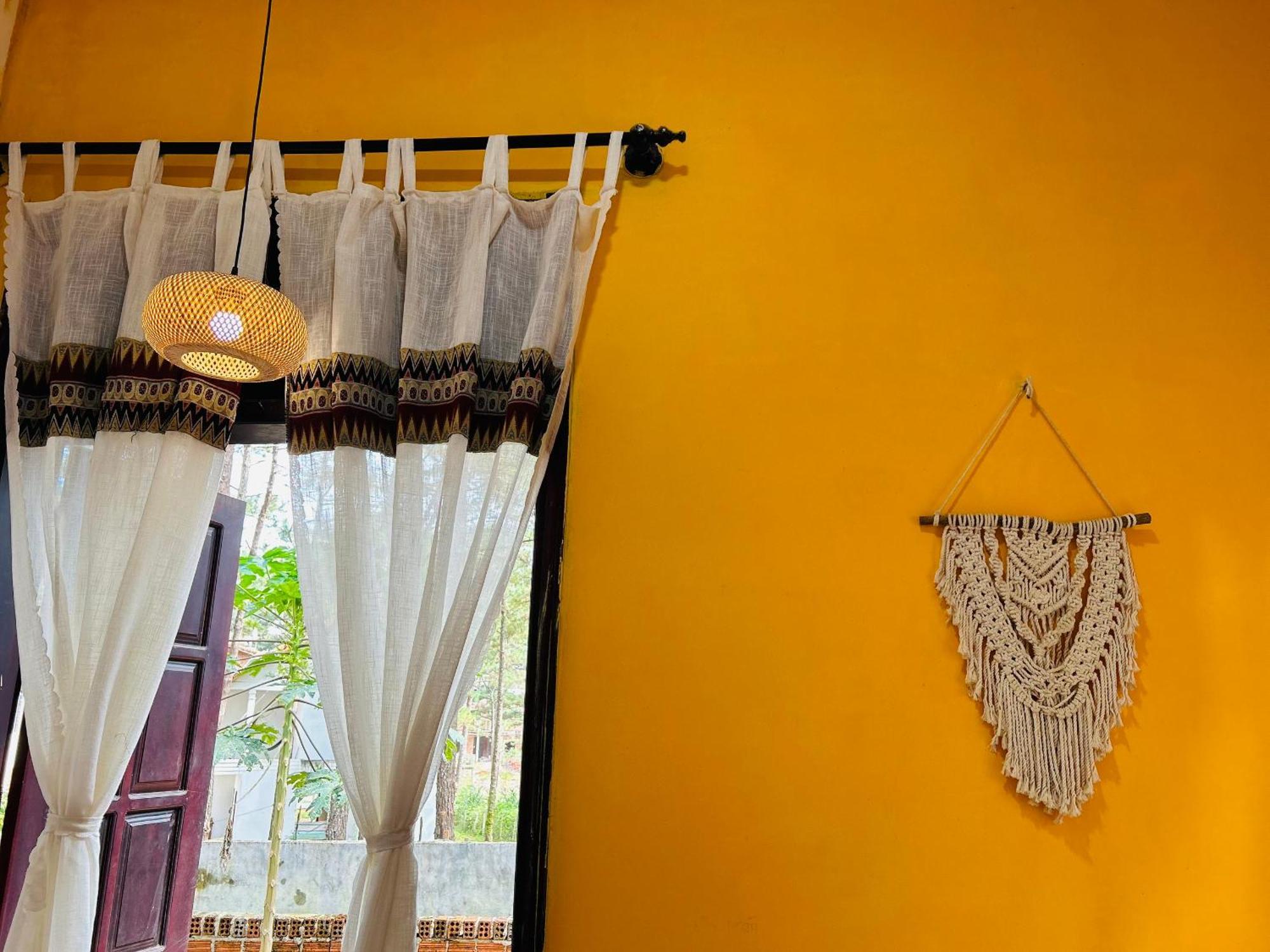 Chino Homestay Mang Den - Villa Tai Mang Den Kon Tum Exteriör bild