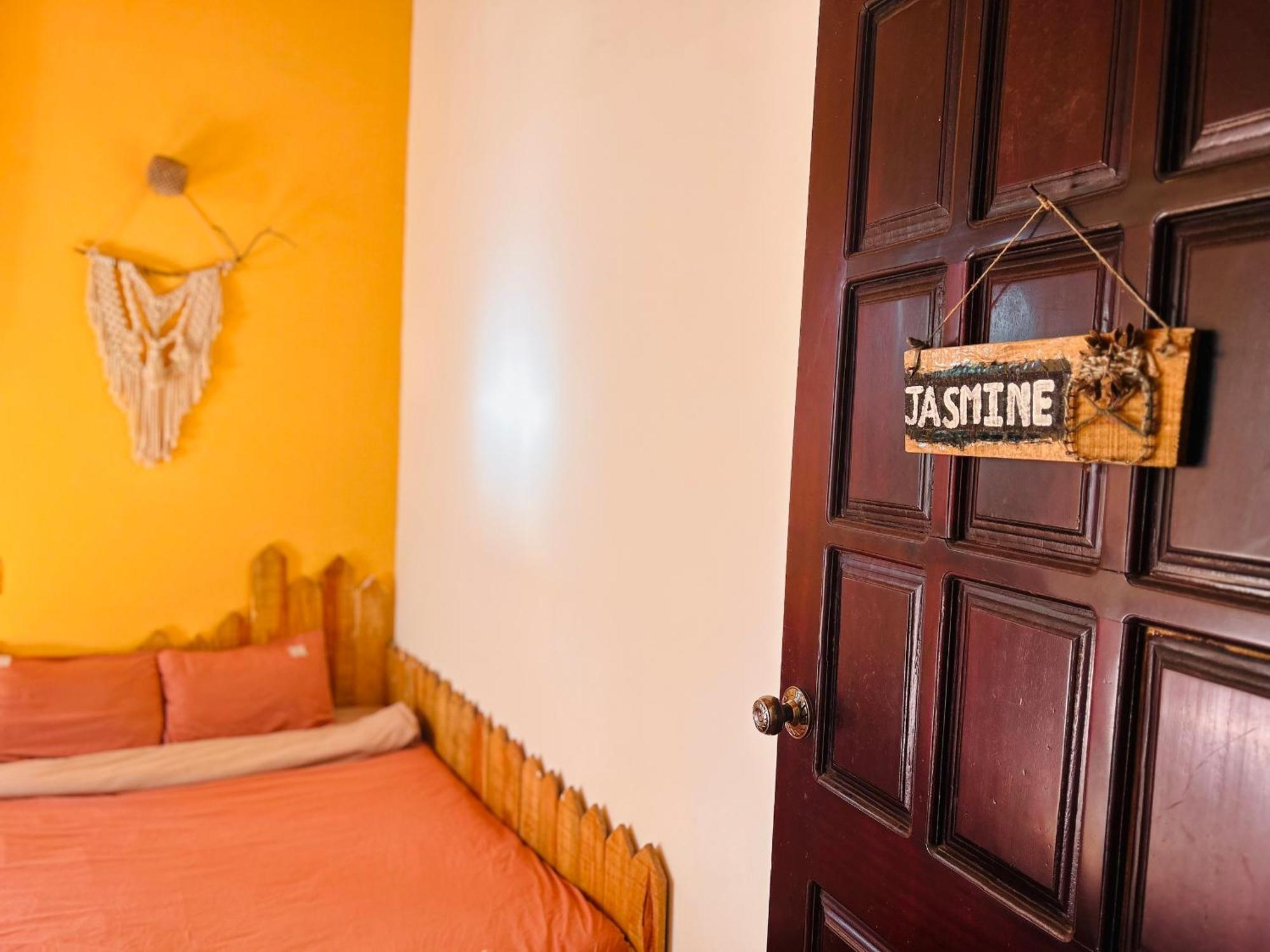 Chino Homestay Mang Den - Villa Tai Mang Den Kon Tum Exteriör bild