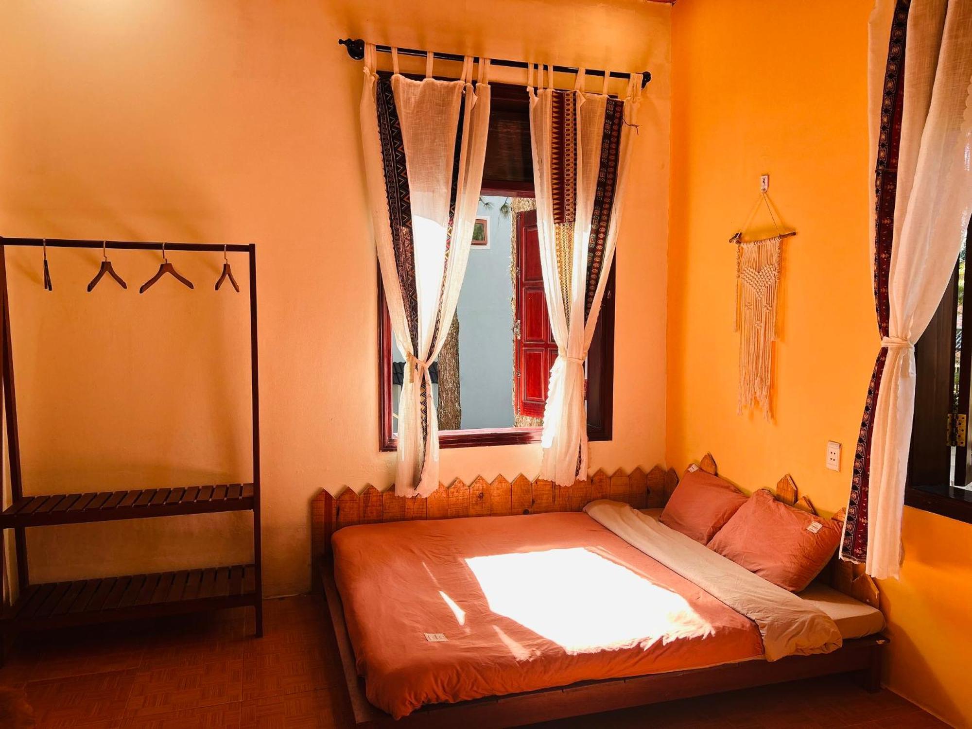 Chino Homestay Mang Den - Villa Tai Mang Den Kon Tum Exteriör bild