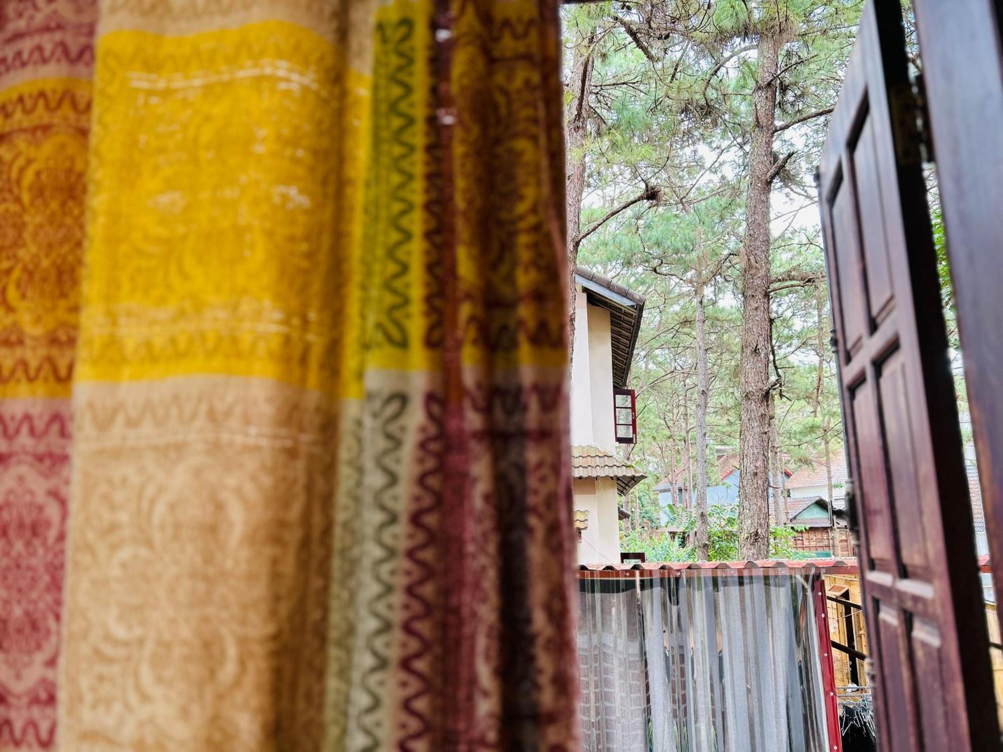 Chino Homestay Mang Den - Villa Tai Mang Den Kon Tum Exteriör bild